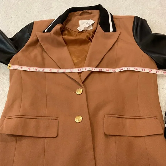 Avec Les Filles Tan and Black Blazer - Picture 4 of 6